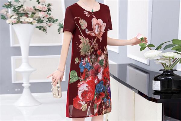 京枫中老年服装